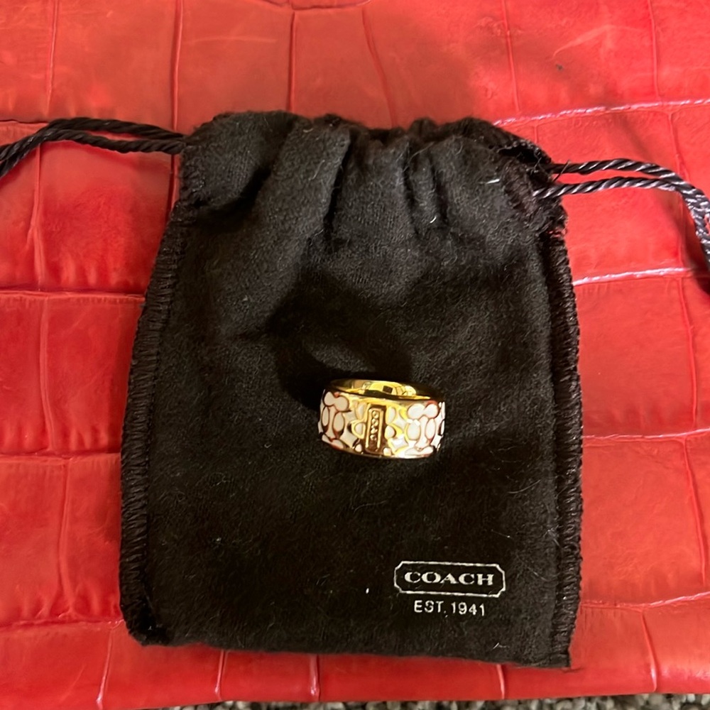 Coach ring